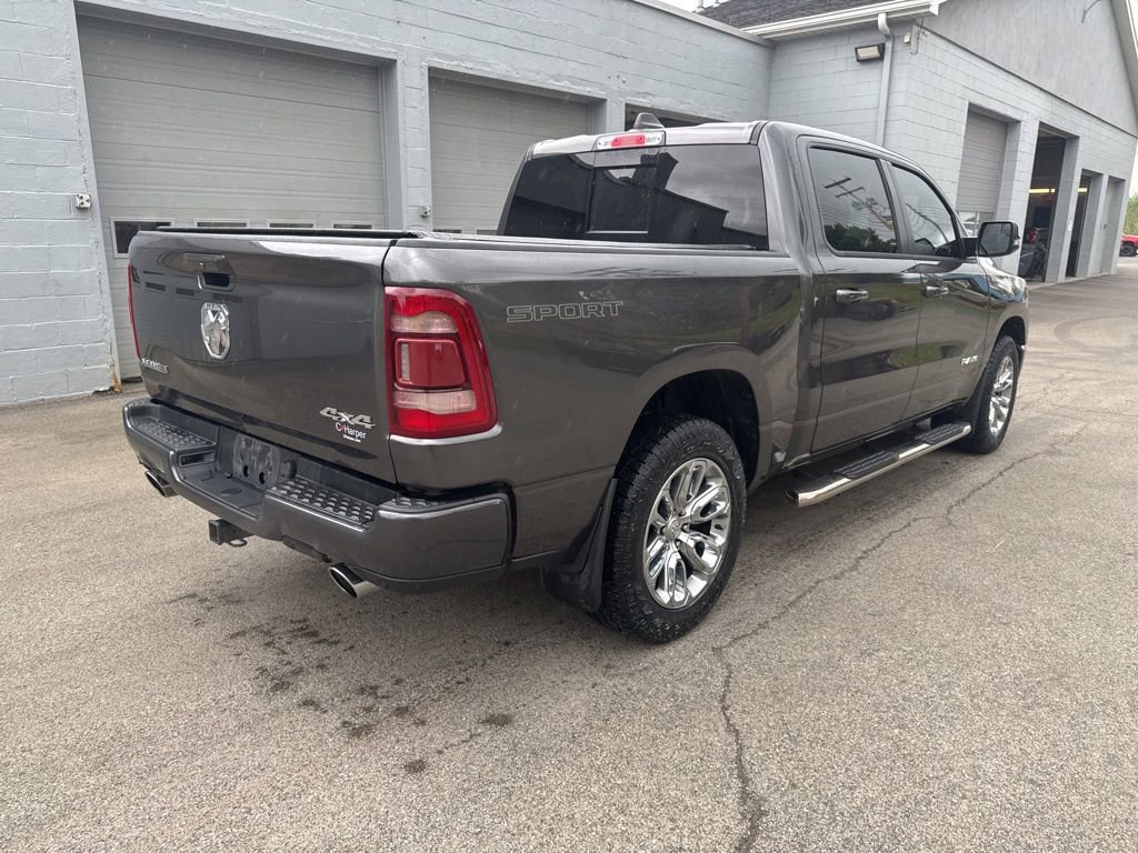 Used 2023 RAM 1500 Laramie AWD/4WD image 3