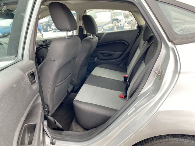 Used 2015 Ford Fiesta S image 28