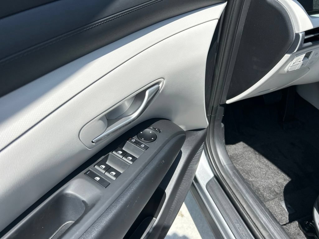 New 2026 Hyundai Tucson Blue SE AWD/4WD image 21