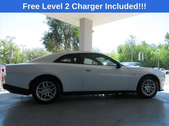 Used 2025 Dodge Charger R/T w/ Quick Order Package 25M R/T image 6