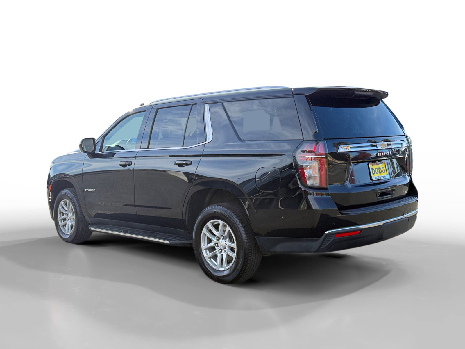 Used 2023 Chevrolet Tahoe LT image 3