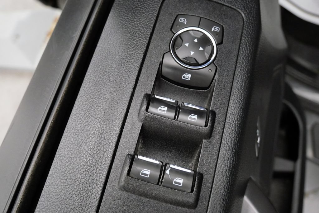 Used 2020 Ford F150 XLT w/ Equipment Group 302A Luxury AWD/4WD image 13