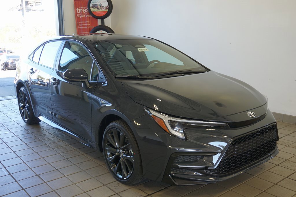 New 2026 Toyota Corolla SE image 2