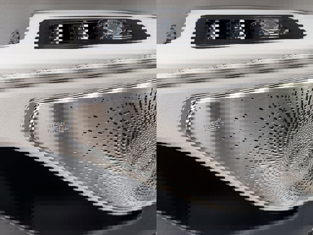 New 2026 Lincoln Nautilus Reserve image 16