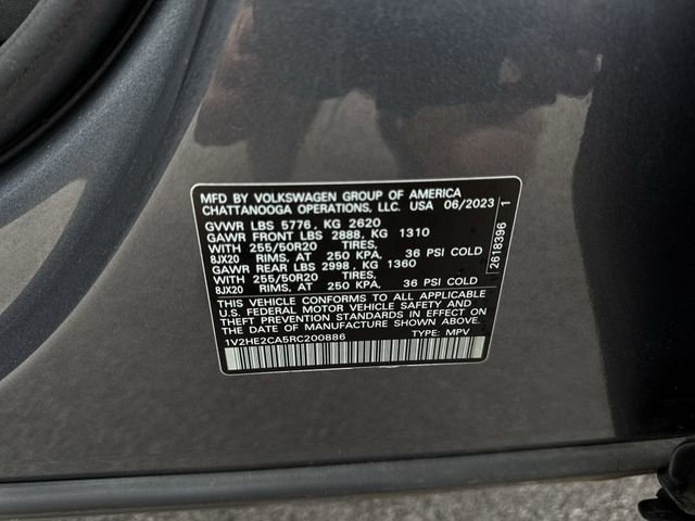 Certified 2024 Volkswagen Atlas Cross Sport SE w/ Black Wheel Package image 32