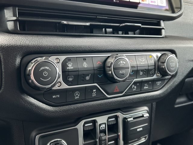 New 2026 Jeep Wrangler Unlimited Sport AWD/4WD image 44