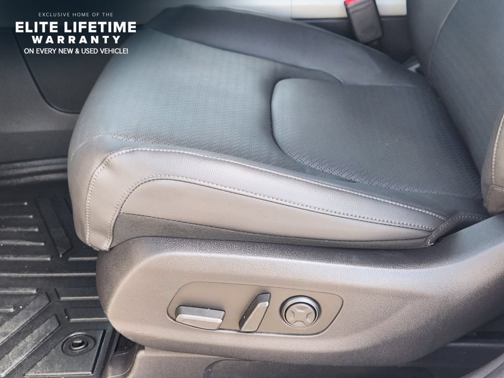 Certified 2024 Kia Carnival SX Prestige FWD image 25