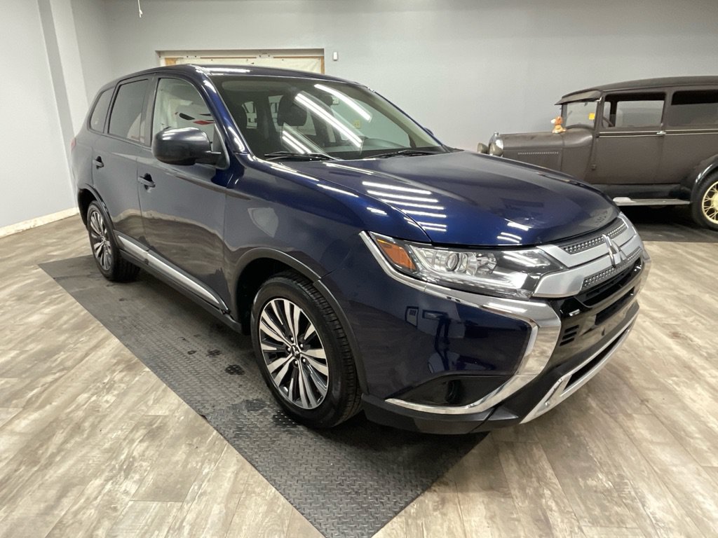 Used 2020 Mitsubishi Outlander ES FWD image 6