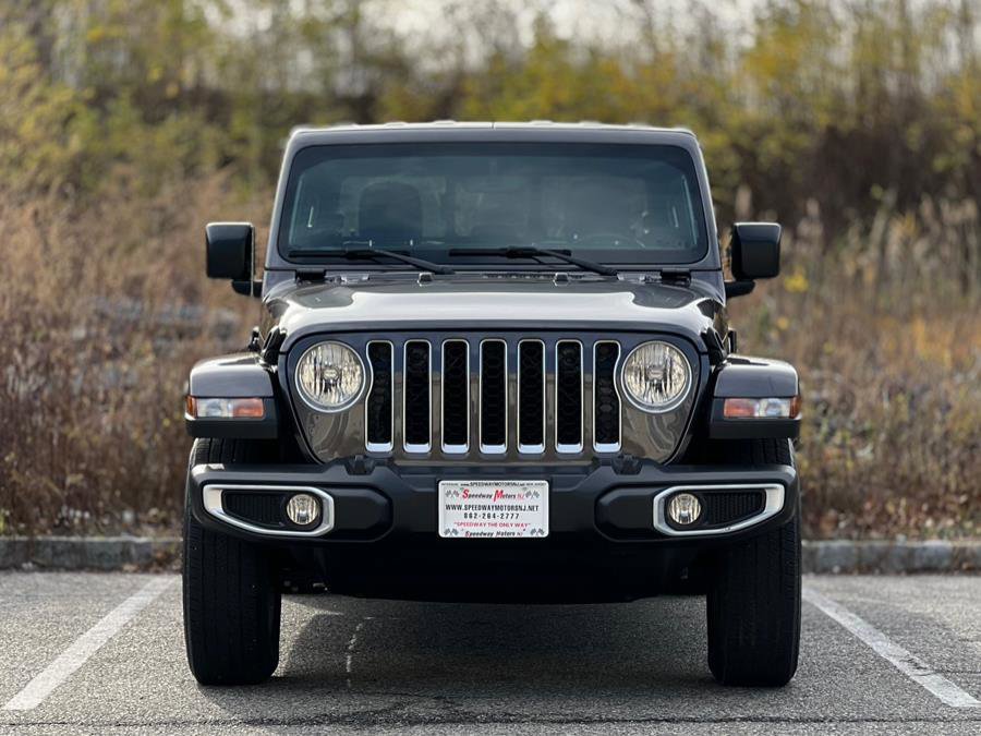 Used 2022 Jeep Gladiator Overland w/ Popular Equipment Package image 3