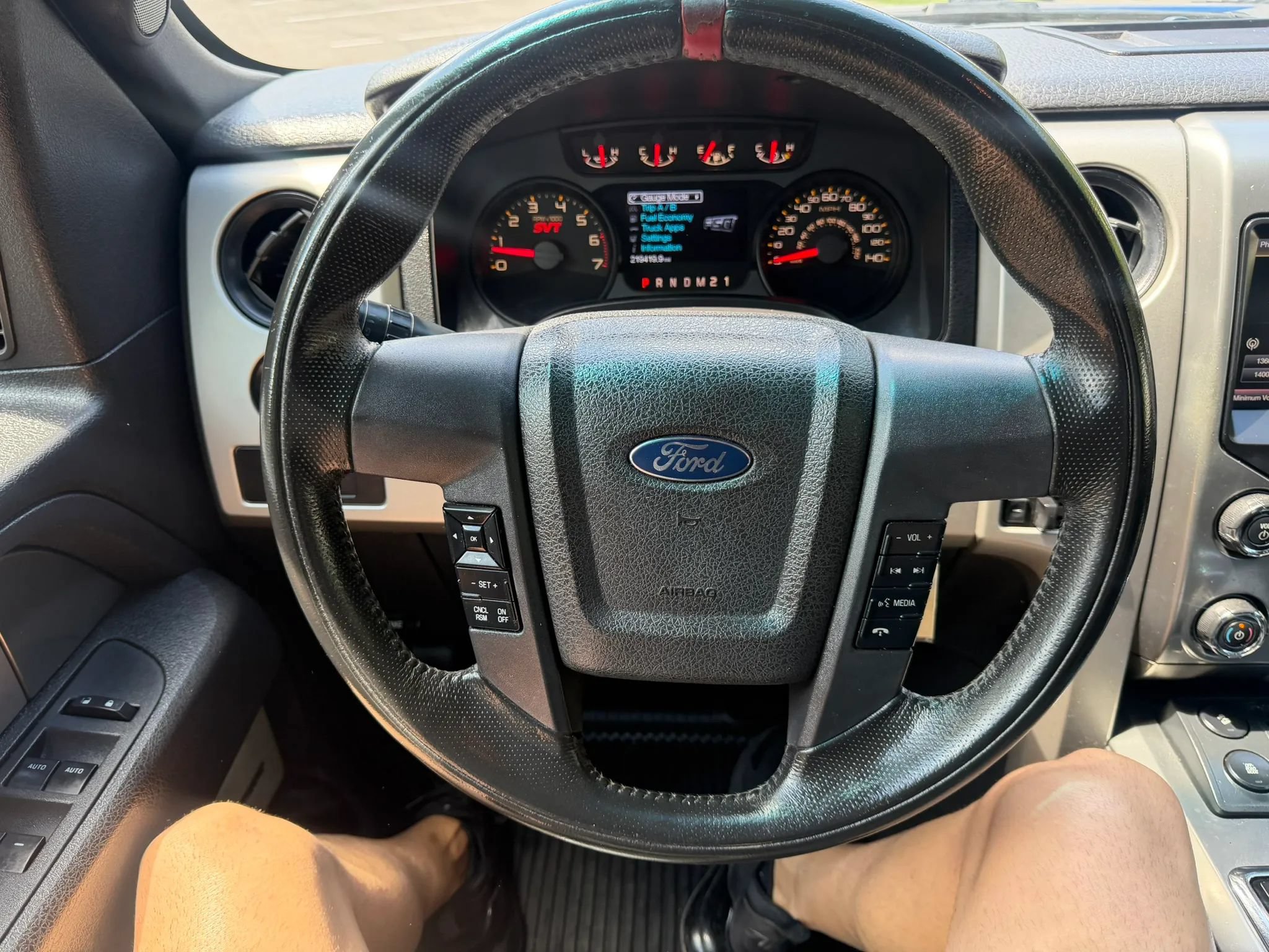 Used 2013 Ford F150 Raptor w/ Luxury Equipment Group AWD/4WD image 17