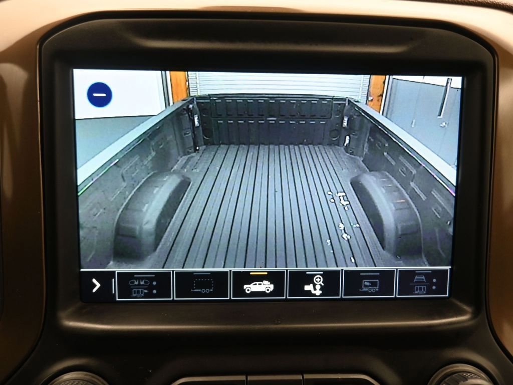 Used 2022 Chevrolet Silverado 2500 High Country w/ Safety Package II image 28