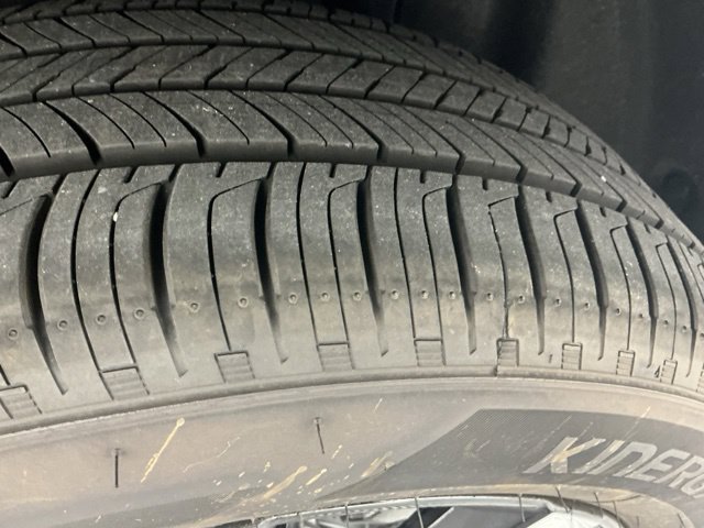Certified 2027 Honda HR-V EX-L image 32