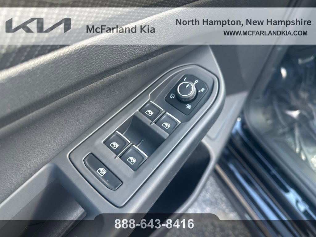Used 2024 Volkswagen Golf R AWD/4WD image 11