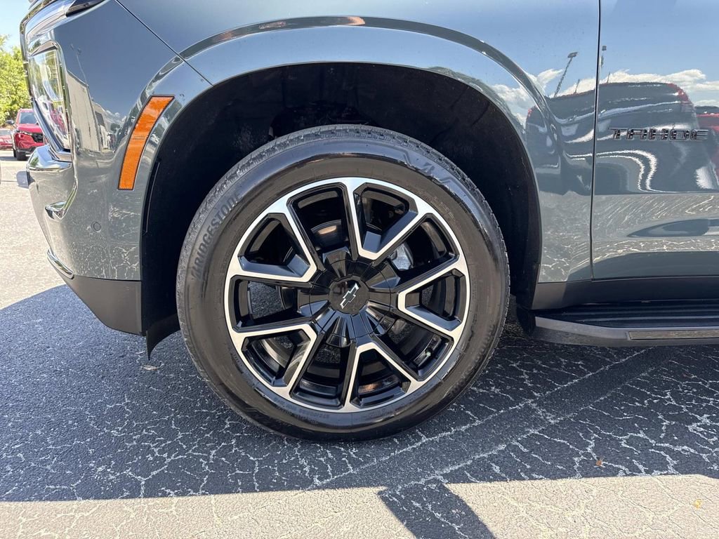 Used 2025 Chevrolet Tahoe RST w/ Comfort Package RWD image 10