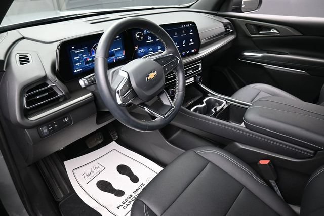 Used 2026 Chevrolet Traverse LT w/ Driver Confidence Package FWD image 19