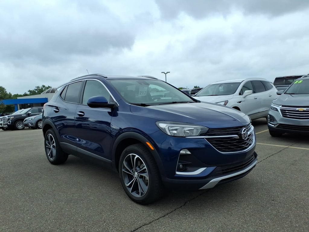 Used 2023 Buick Encore GX Select FWD image 3