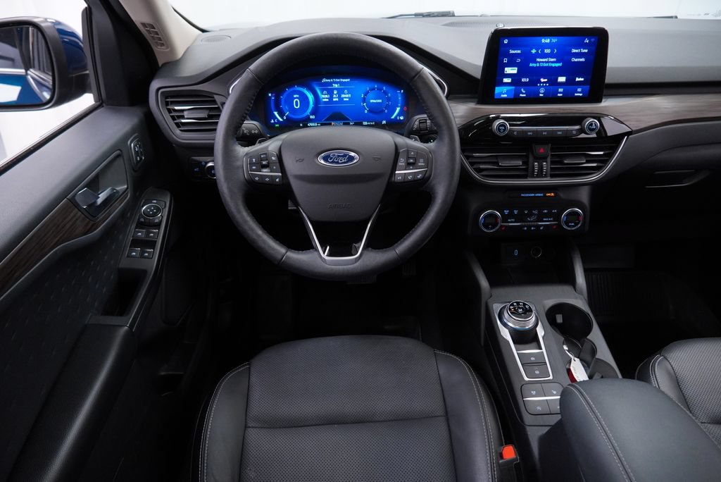 Used 2020 Ford Escape Titanium AWD/4WD image 19