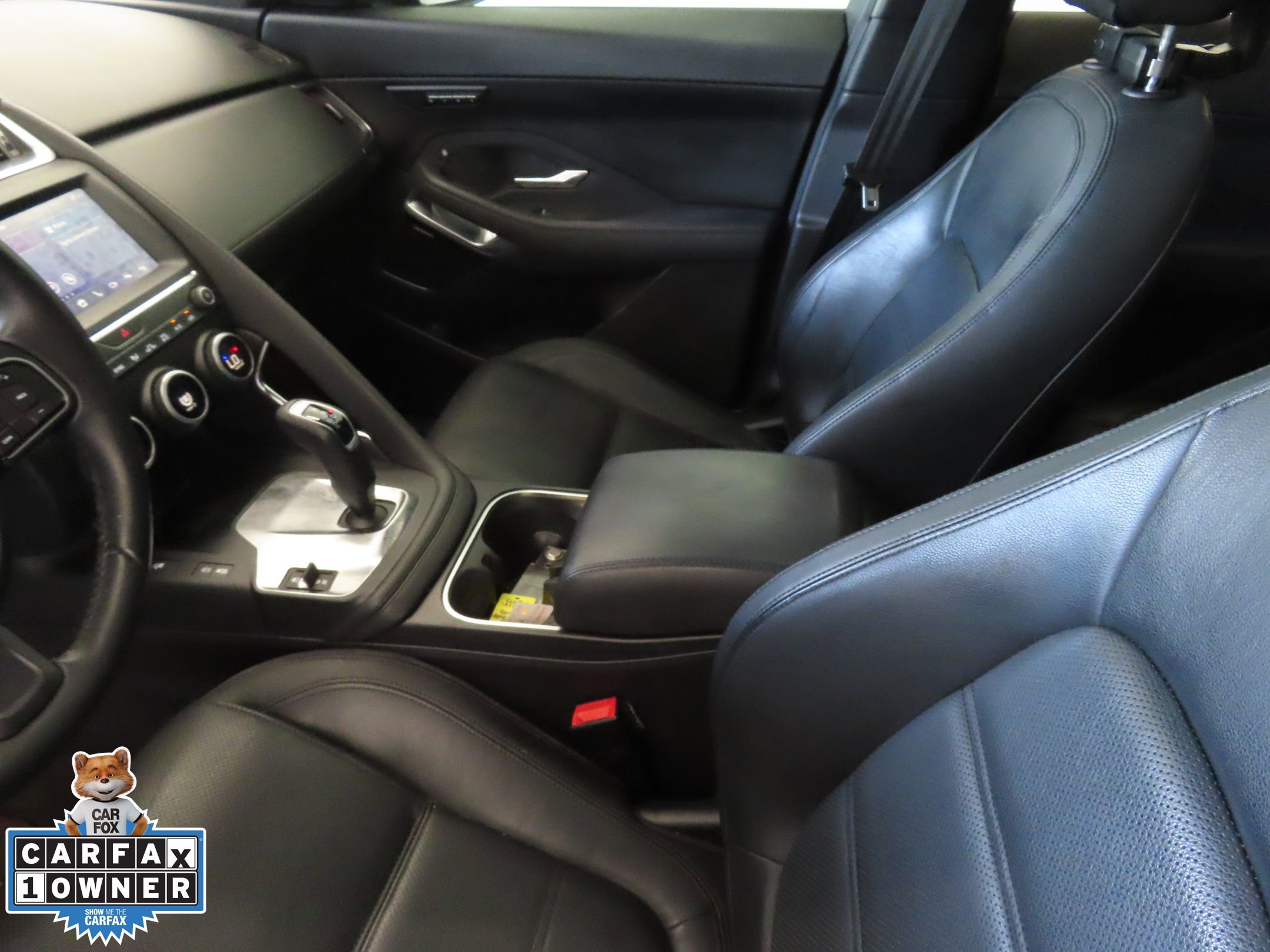 Used 2020 Jaguar E-PACE SE image 22