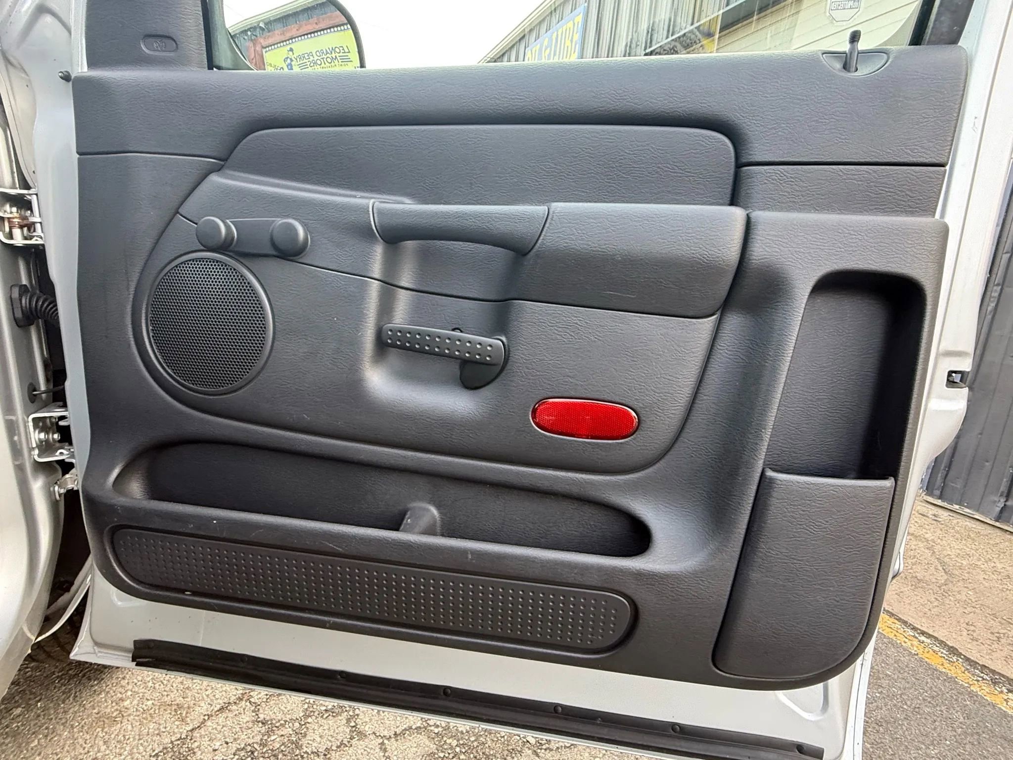 Used 2003 Dodge Ram 1500 Truck ST image 10