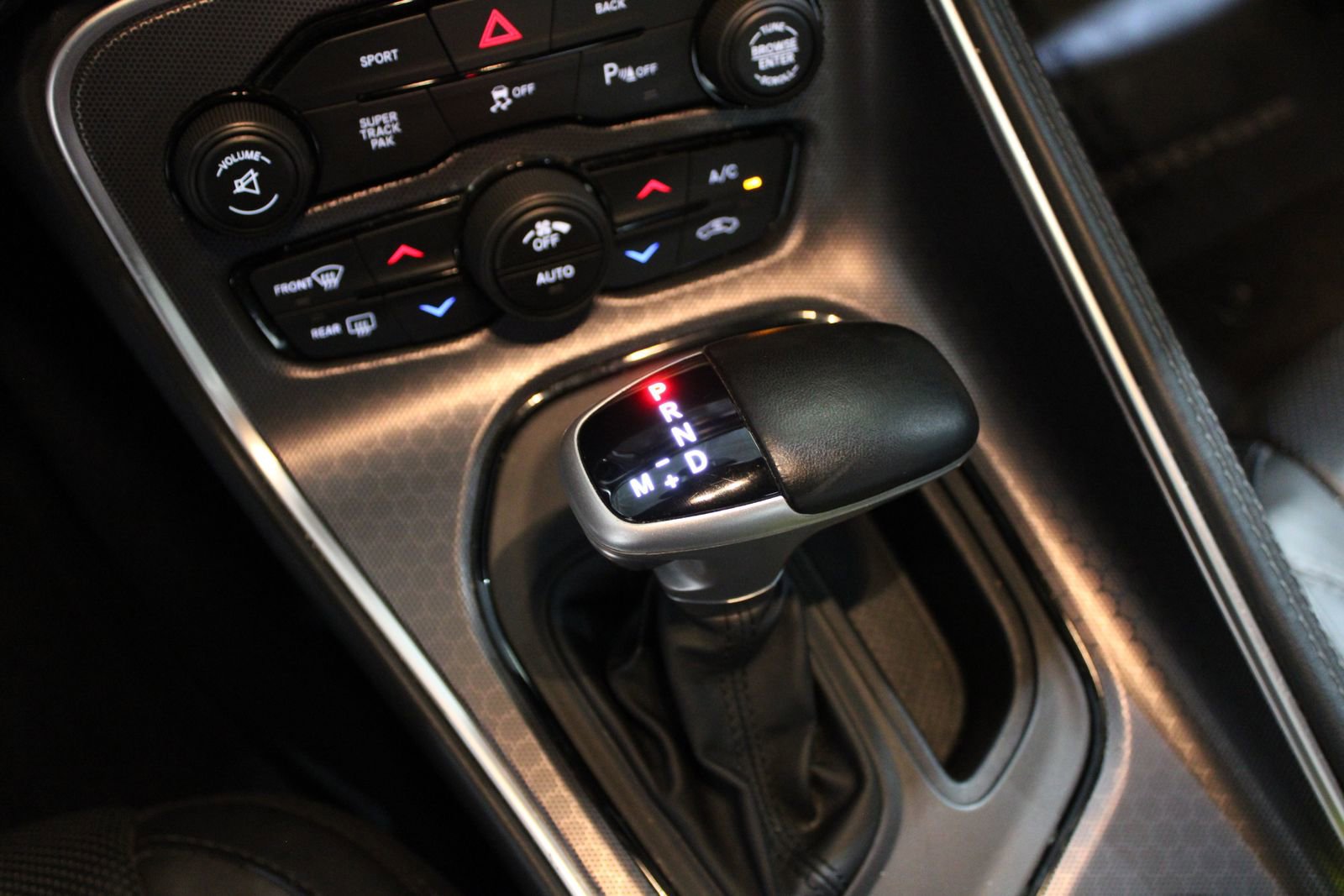 Used 2016 Dodge Challenger SXT Plus image 31