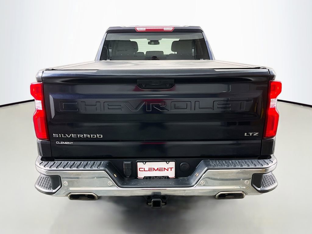 Used 2022 Chevrolet Silverado 1500 LTZ w/ Z71 Off-Road Package AWD/4WD image 8