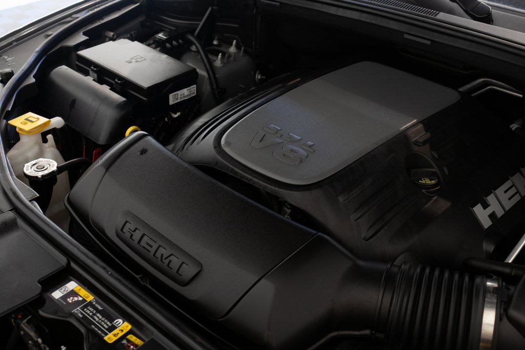 Used 2024 Dodge Durango R/T w/ Blacktop Package image 39