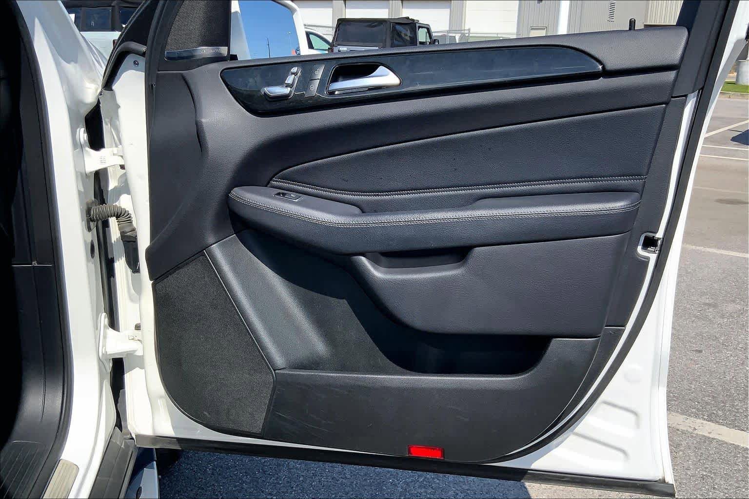Used 2018 Mercedes-Benz GLE 350 4MATIC image 22