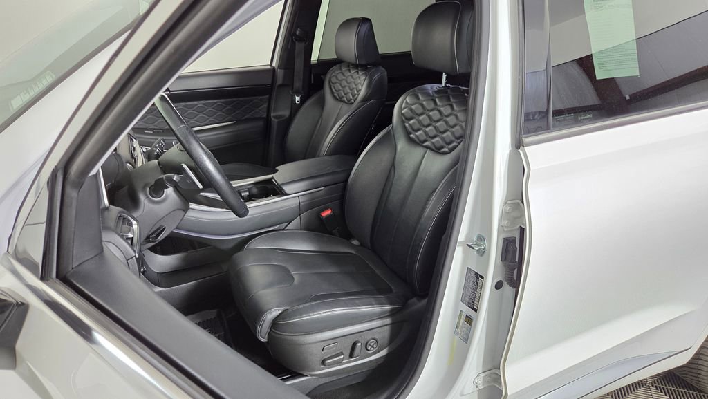 Used 2021 Hyundai Palisade Calligraphy w/ Cargo Package image 17