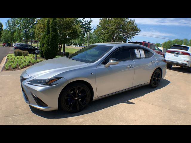 Used 2022 Lexus ES 350 F Sport w/ Accessory Package 2 image 4