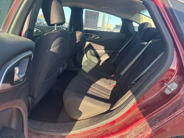 Used 2015 Chrysler 200 Limited w/ Convenience Group image 14