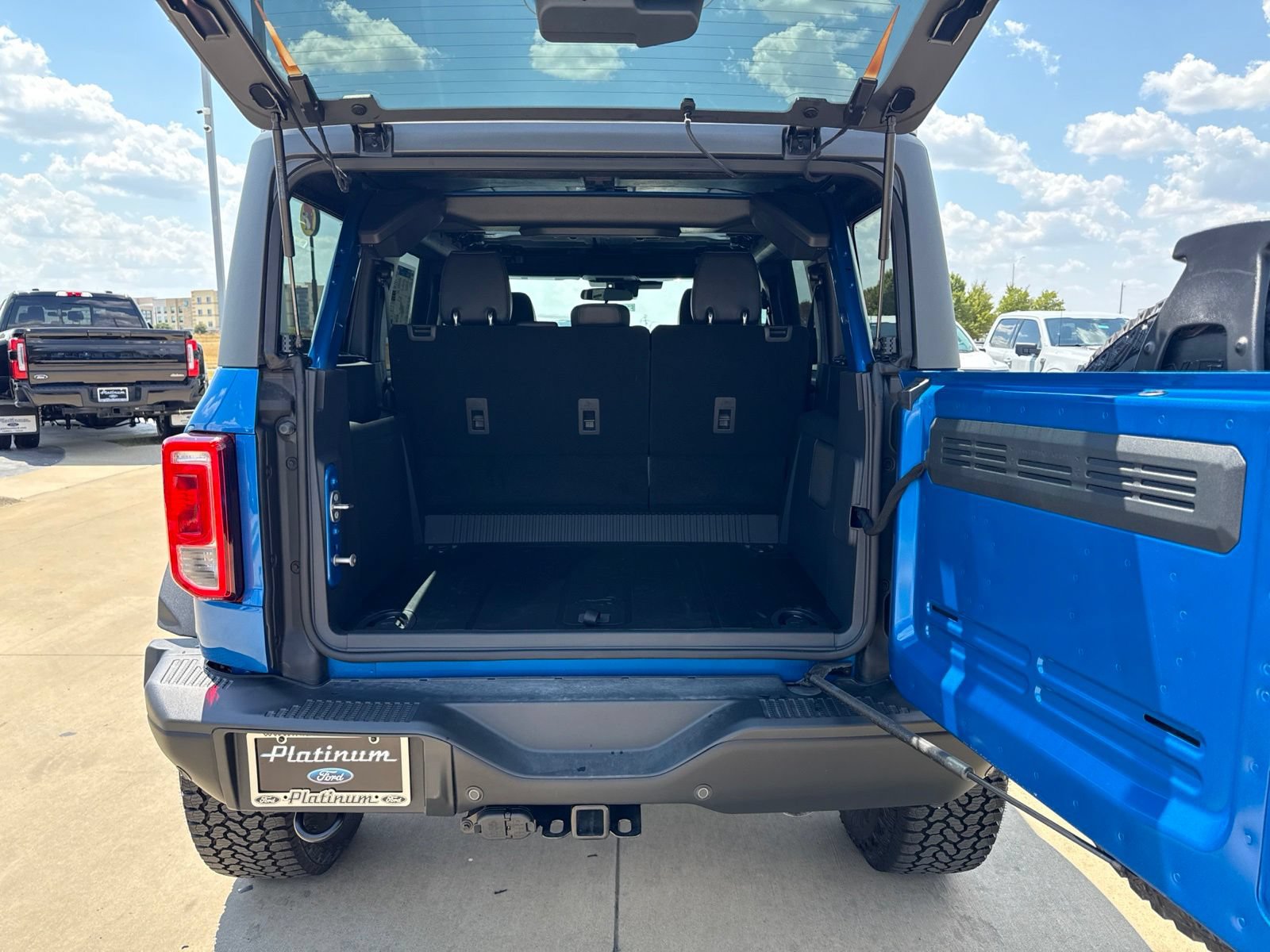 New 2026 Ford Bronco Big Bend w/ Black Diamond Package AWD/4WD image 5