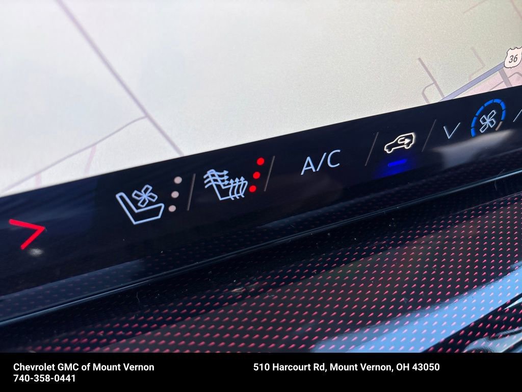 New 2026 Chevrolet Traverse RS image 32