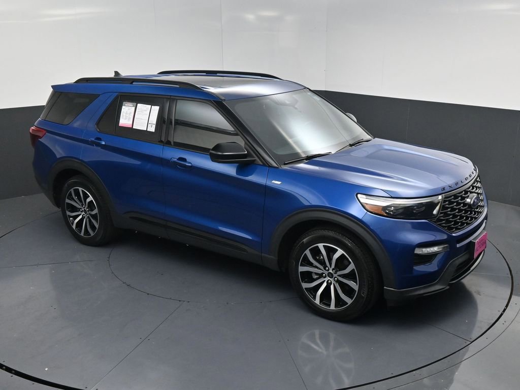 Used 2023 Ford Explorer ST-Line w/ Class IV Trailer Tow Package image 17