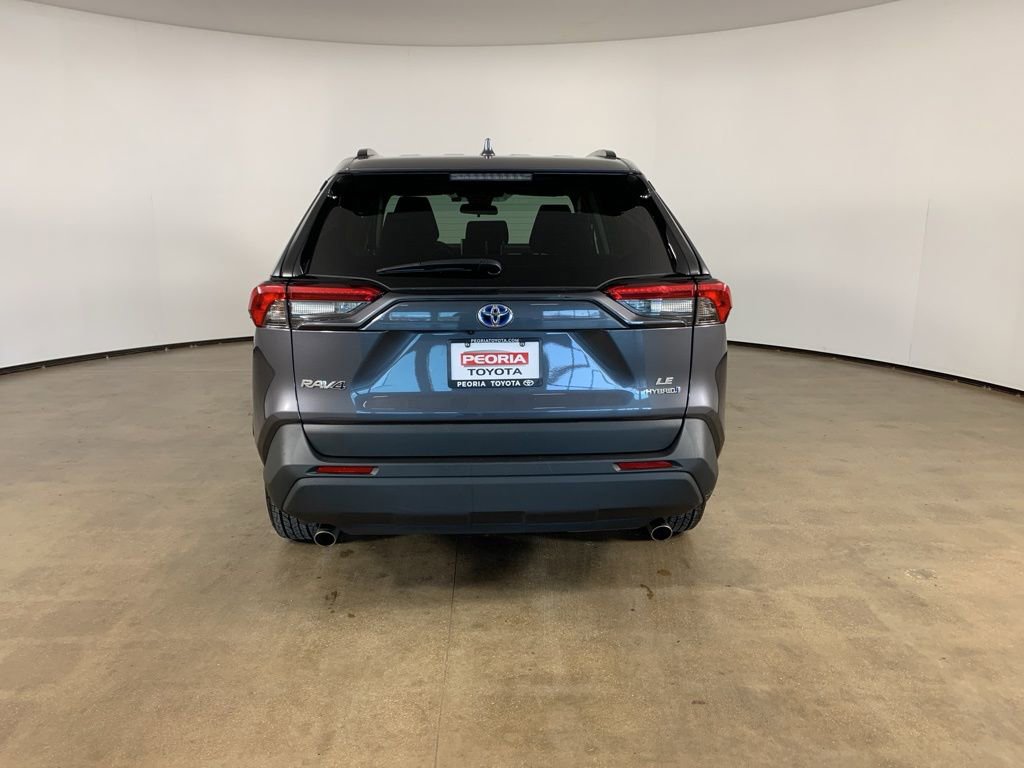Used 2024 Toyota RAV4 LE image 10