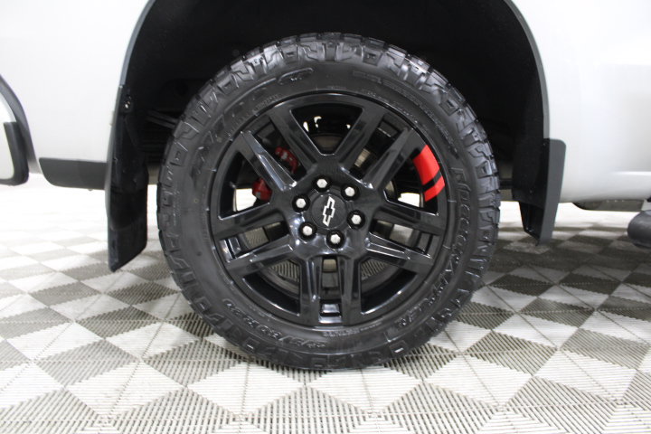 Used 2022 Chevrolet Silverado 1500 RST w/ Redline Edition AWD/4WD image 47