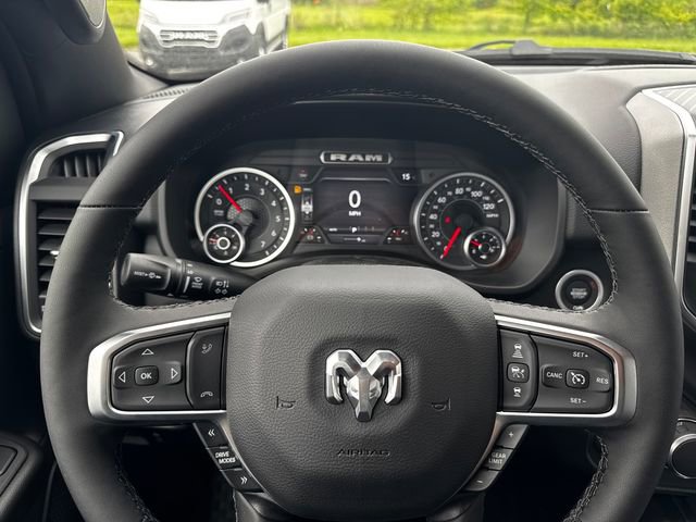New 2026 RAM 1500 4x4 Crew Cab image 22