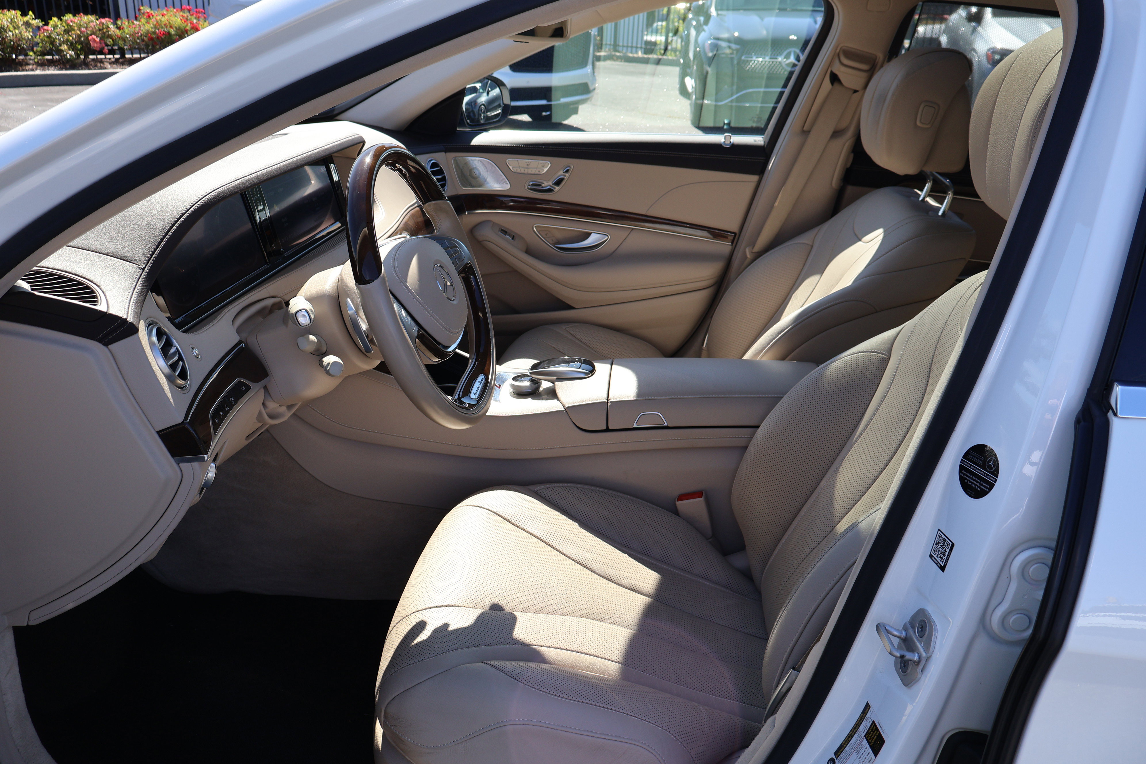 Used 2015 Mercedes-Benz S 550 Sedan image 10