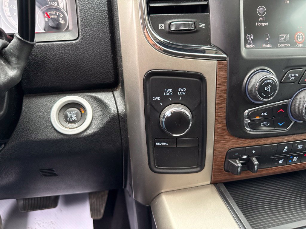 Used 2013 RAM 2500 Laramie w/ Convenience Group AWD/4WD image 39