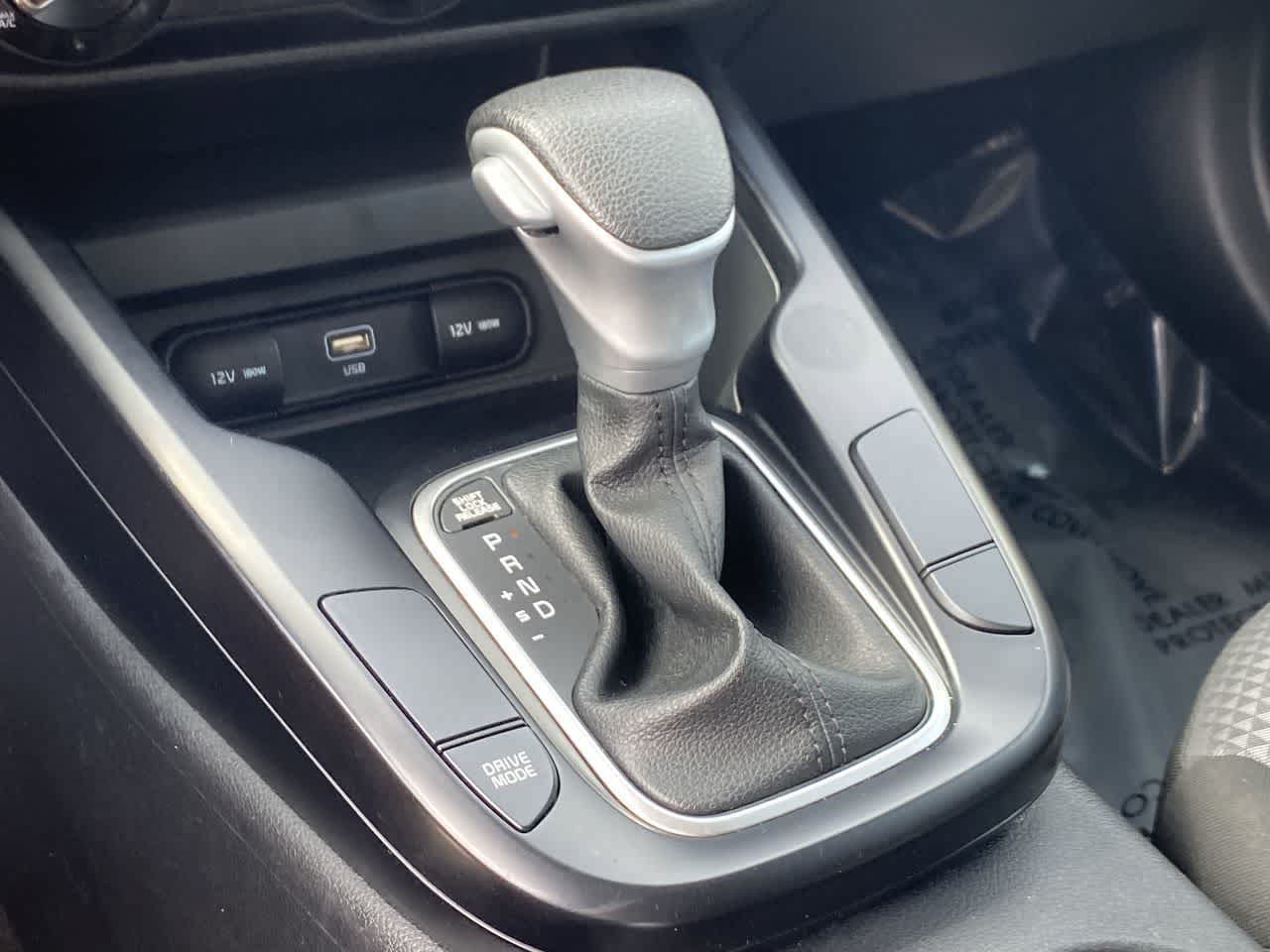 Used 2023 Kia Soul LX w/ LX Technology Package FWD image 28