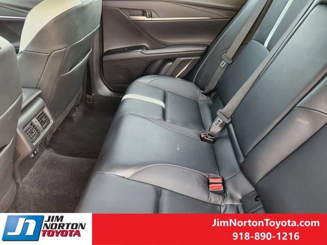 Used 2025 Toyota Camry SE FWD image 29