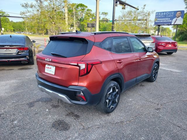 Used 2025 Kia Seltos S image 2