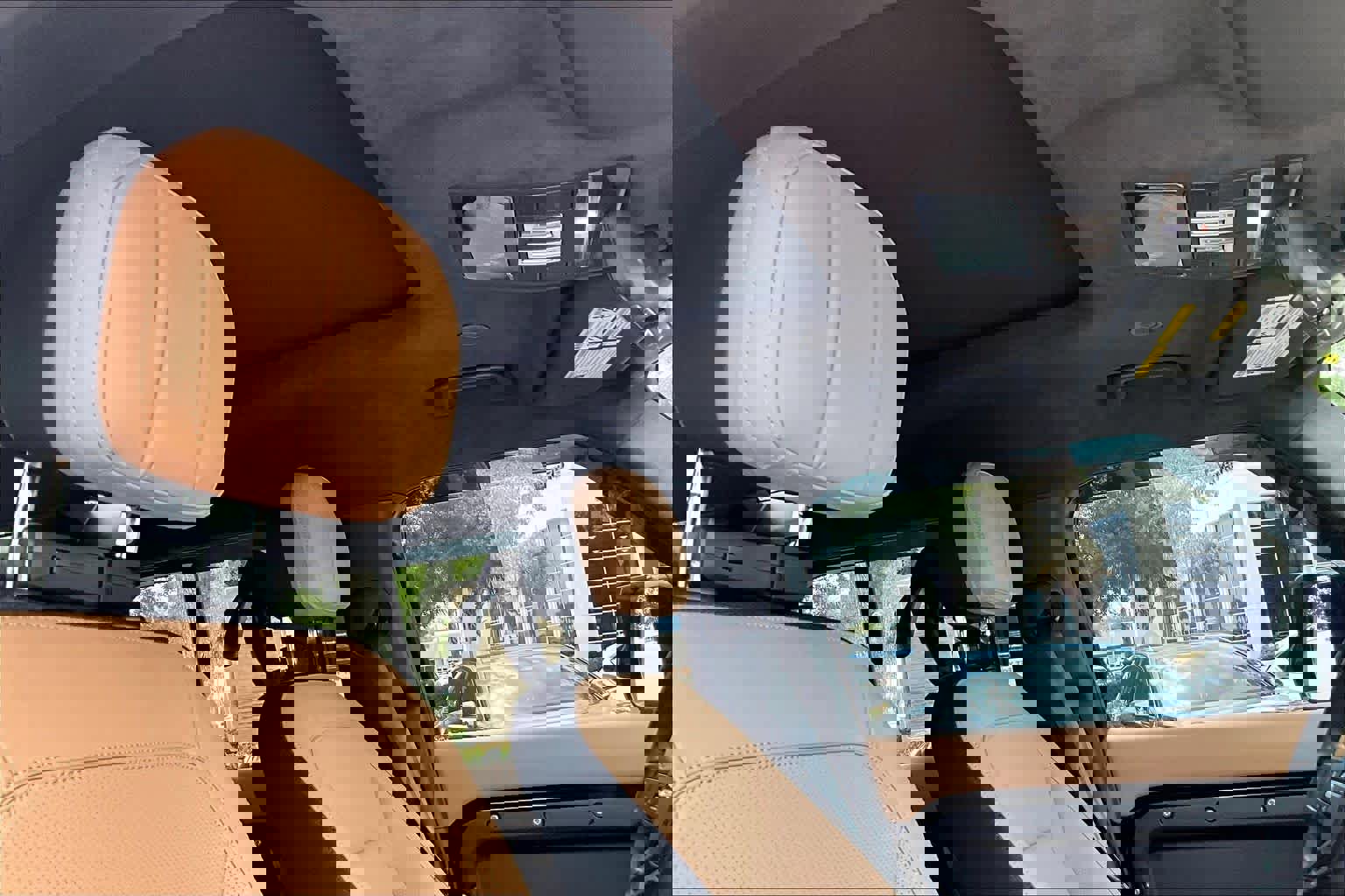 Used 2026 Land Rover Defender 110 V8 image 13