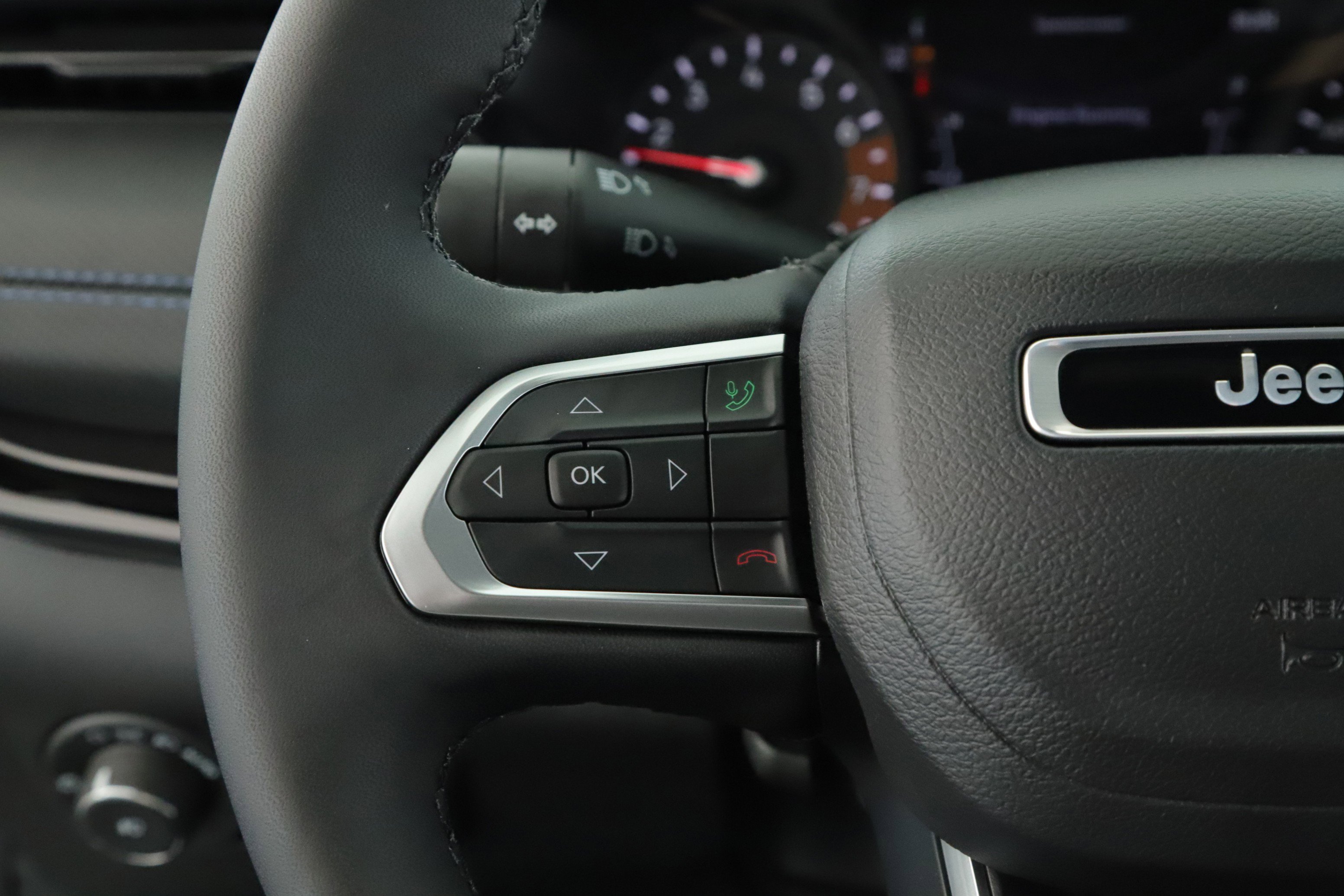 New 2026 Jeep Compass Limited image 8