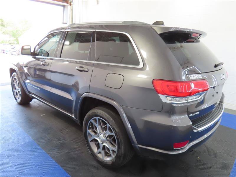 Used 2018 Jeep Grand Cherokee Limited AWD/4WD image 10