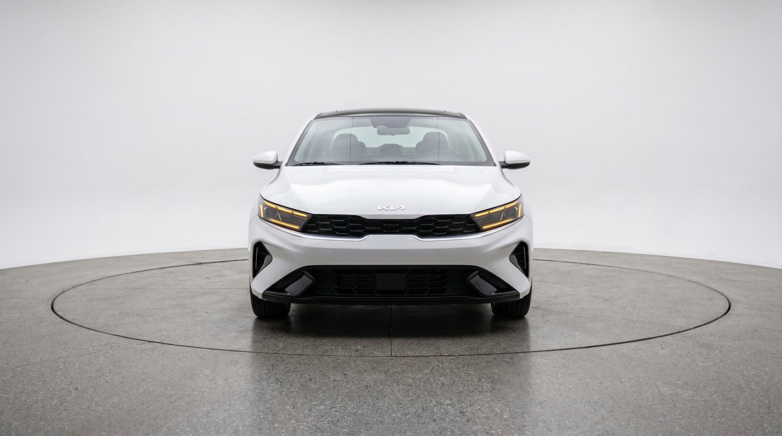 Used 2025 Kia K4 LXS FWD image 2