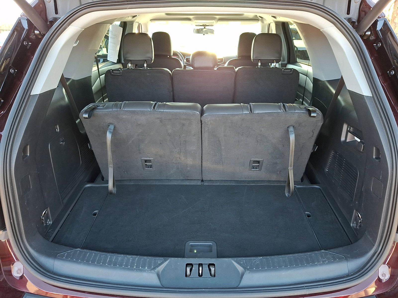 Certified 2022 Ford Explorer XLT w/ Equipment Group 202A image 29