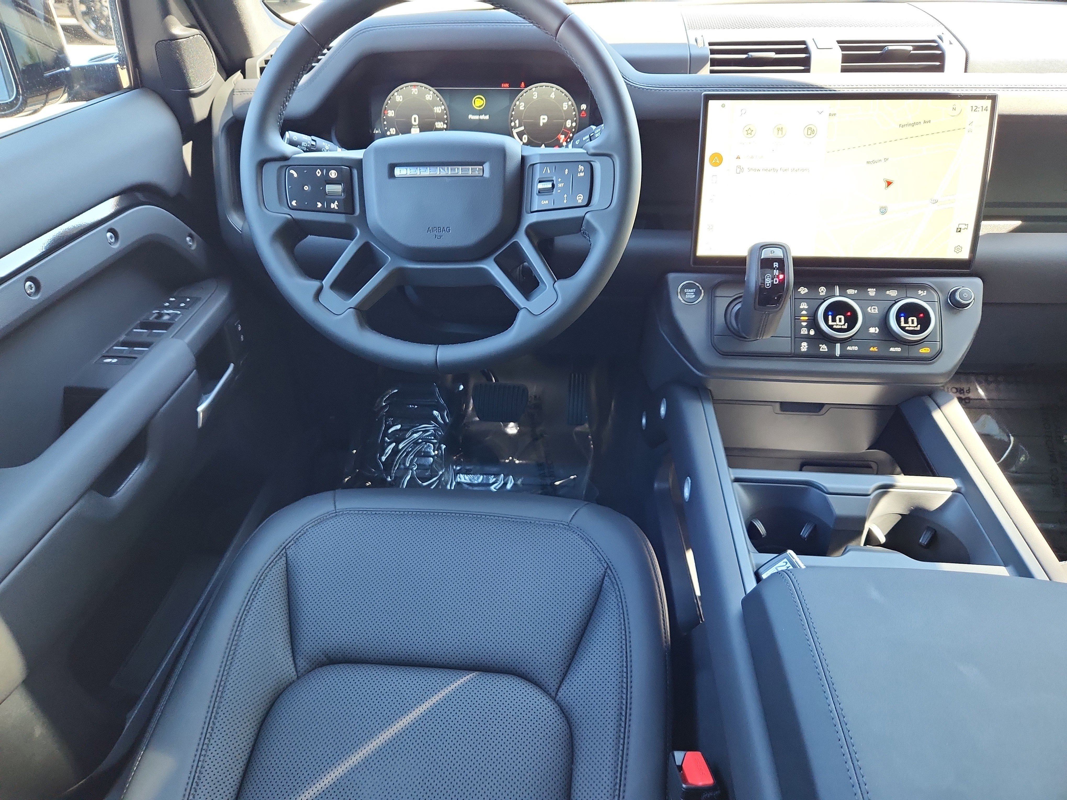 New 2026 Land Rover Defender 110 S image 4