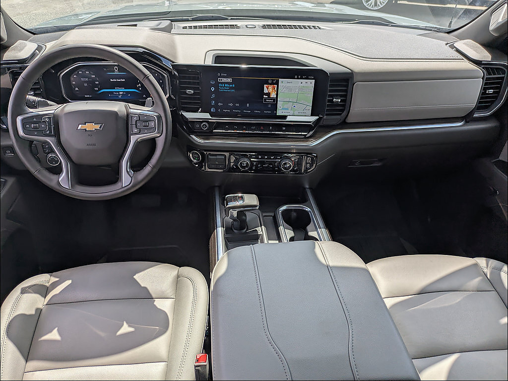 Used 2026 Chevrolet Silverado 1500 LT w/ Safety Package RWD image 18