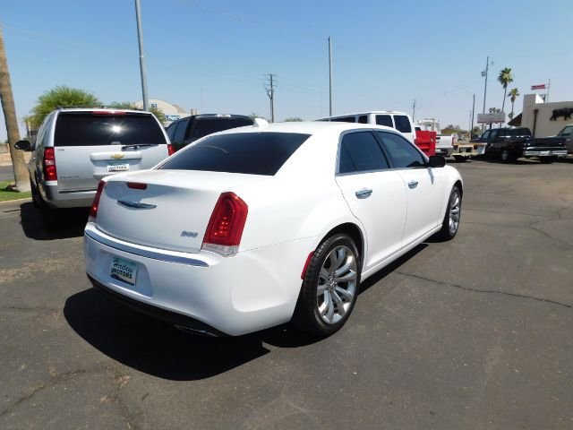 Used 2018 Chrysler 300 Limited image 6