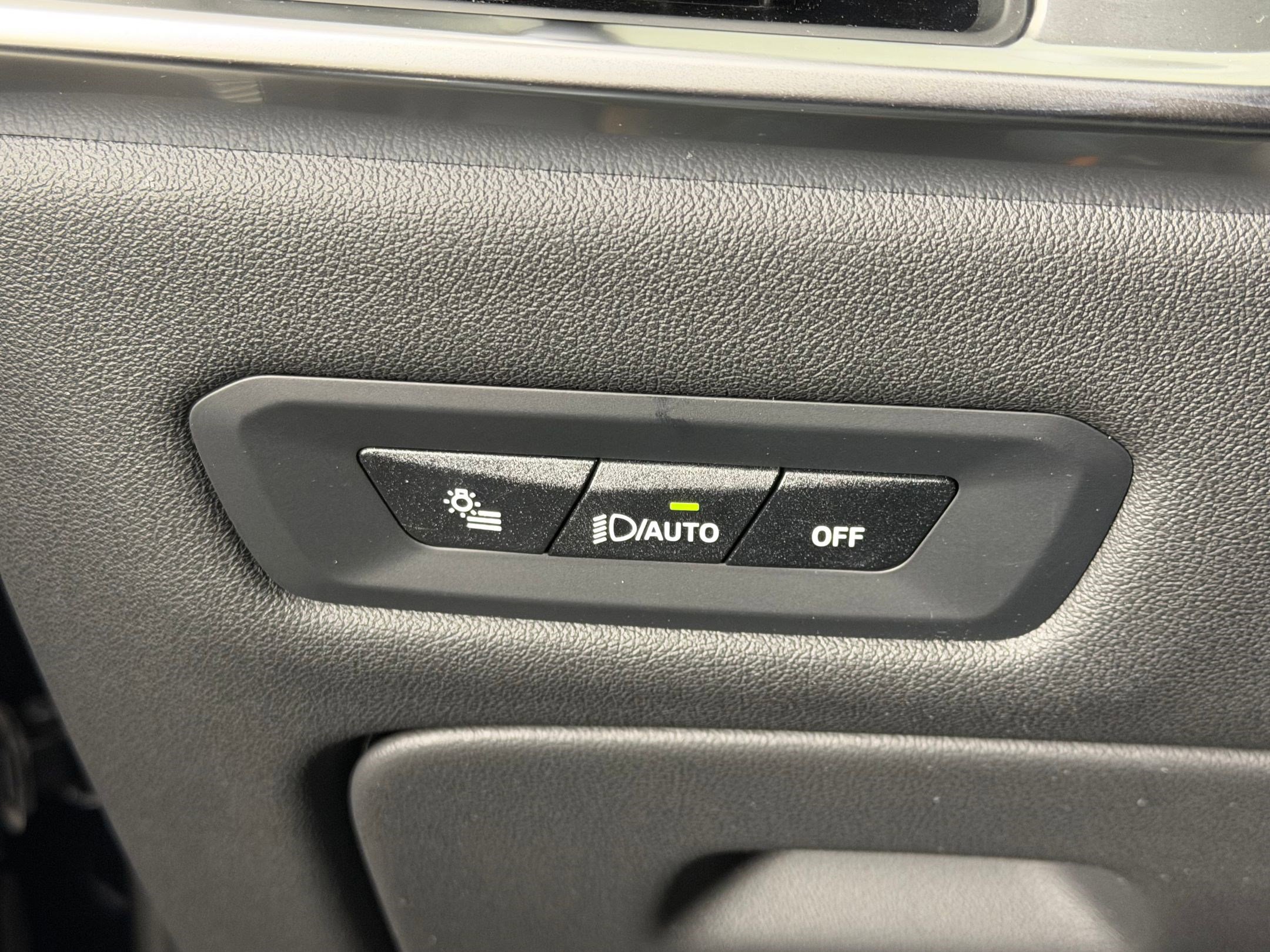 New 2026 BMW X5 sDrive40i image 27